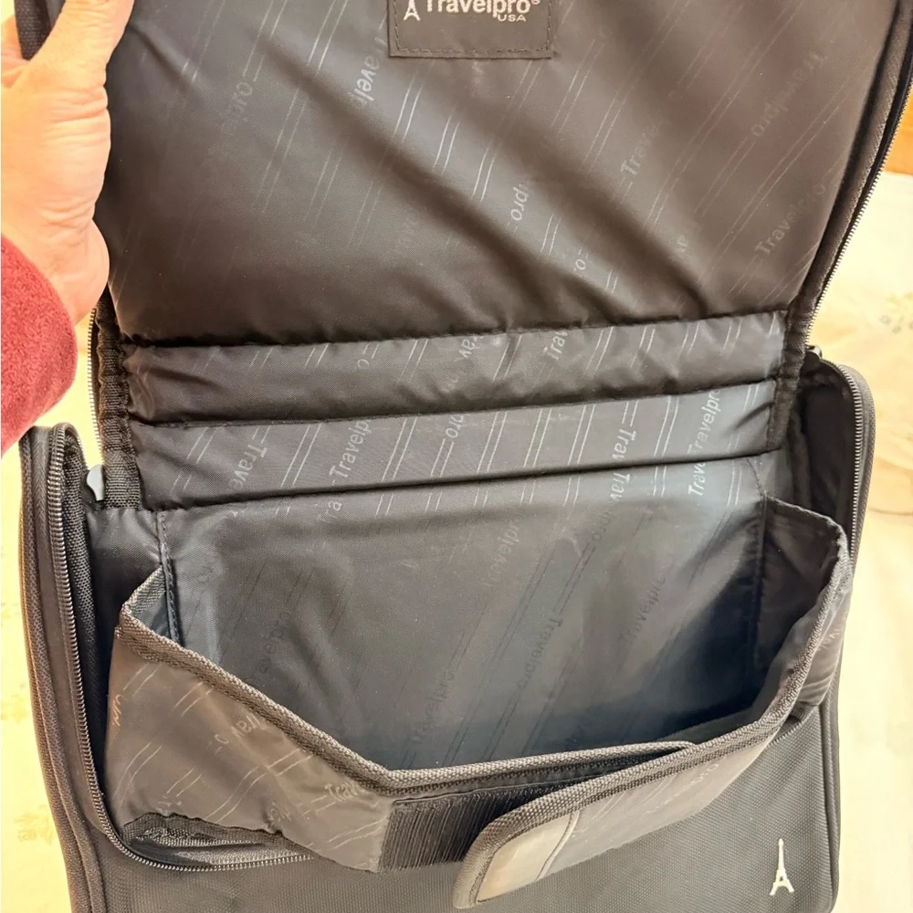 TRAVELPRO Black Laptop Bag Business Briefcase Travel Lightweight Professional
